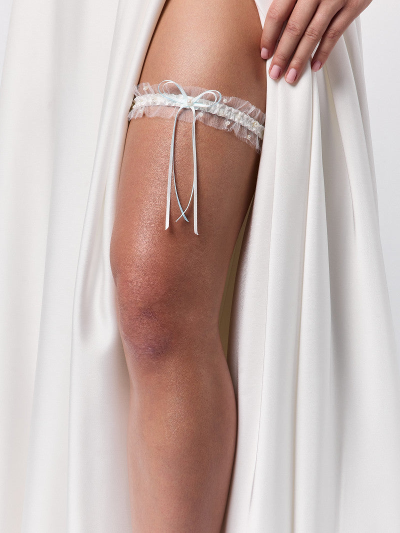 Poirier Pearl Bridal Garter — Ivory & Blue