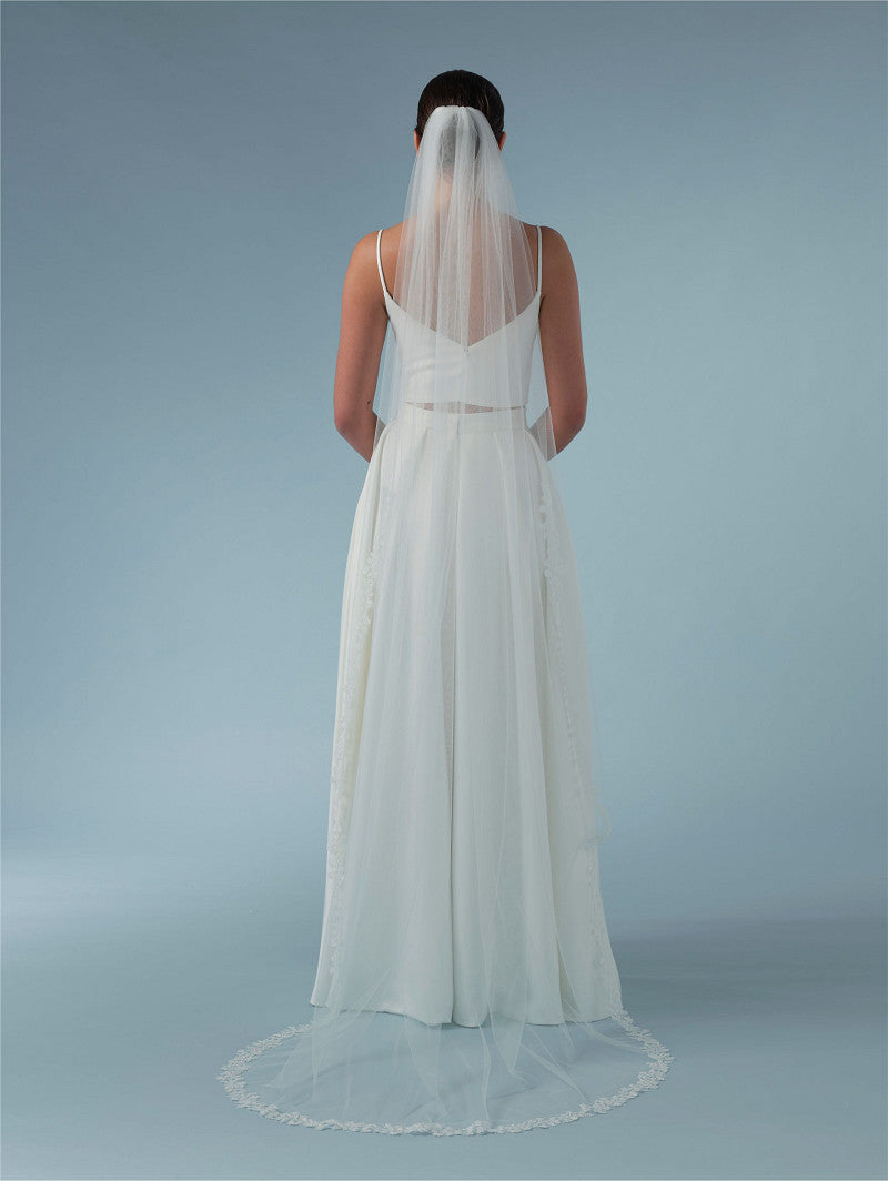 Poirier Floral Embroidered Veil — 210cm, Ivory