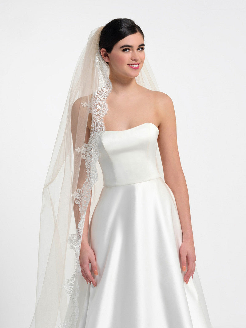 Poirier Floral Lace Cathedral Veil — 350cm, Ivory