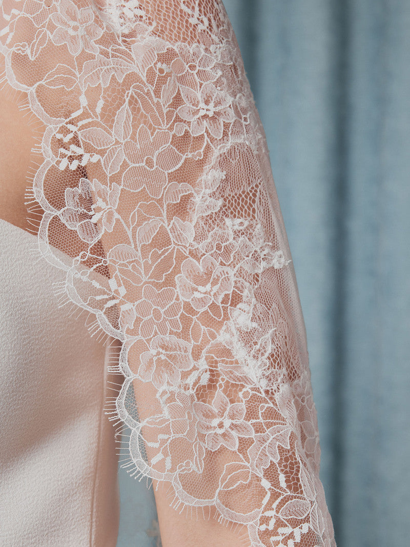 Poirier French Lace Veil — 80cm, Ivory